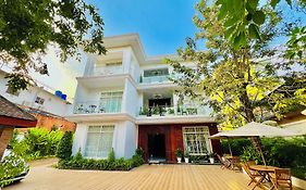 Nyna Villa Guesthouse